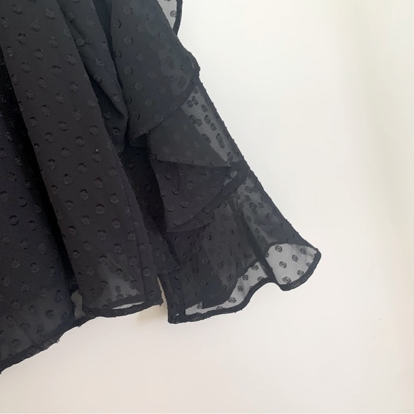 𝅺IZ Buyer Swiss Dot Blouse - Picture 6 of 10